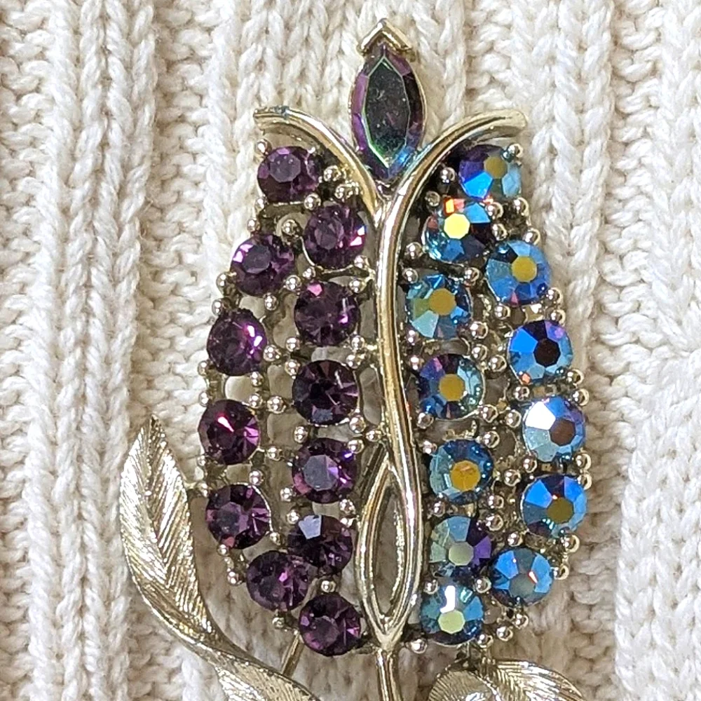 Vintage Signed LISNER Tulip amethyst & aurora crystals Flower brushed gold Rare